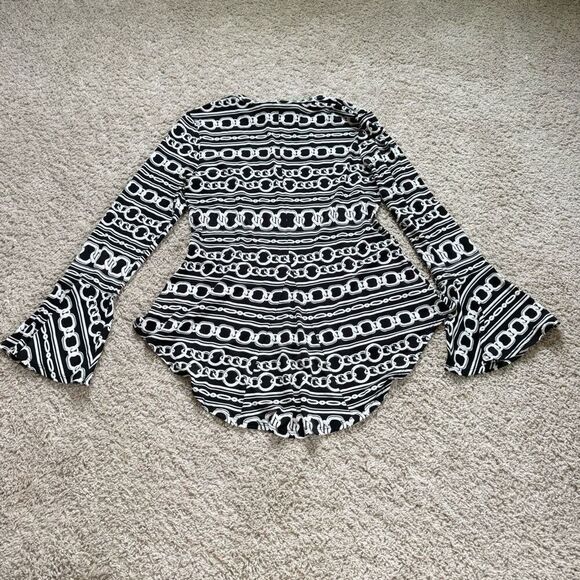 Joseph Ribkoff Top Shirt Womens 10 Black White Bell Sleeve Hi Low Chain Print - Picture 7 of 8